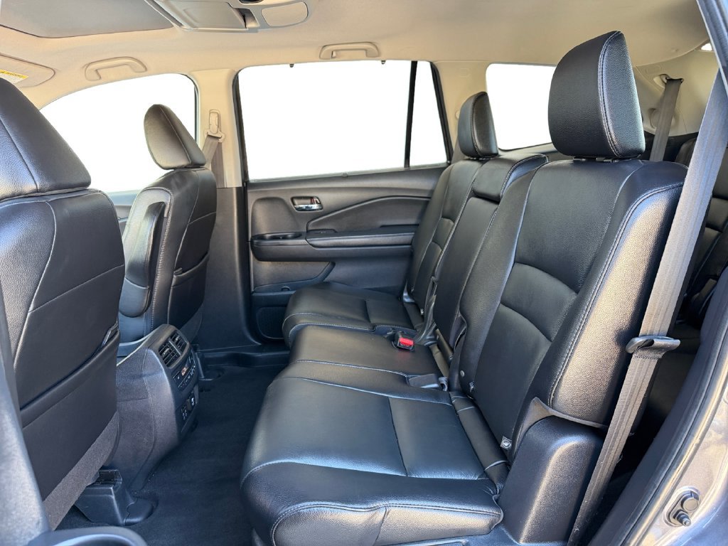 Used 2020 Honda Pilot Touring image 19