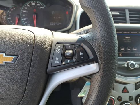 Used 2020 Chevrolet Sonic LT FWD image 10
