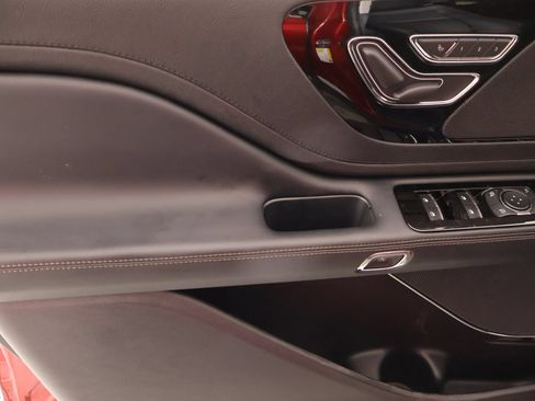 New 2026 Lincoln Aviator AWD image 16