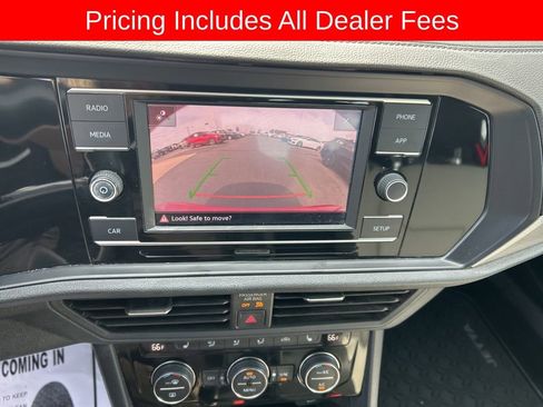 Used 2019 Volkswagen Jetta R-Line FWD image 12