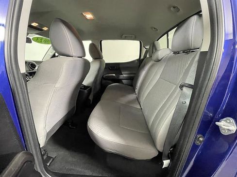 Certified 2023 Toyota Tacoma SR5 AWD/4WD image 9