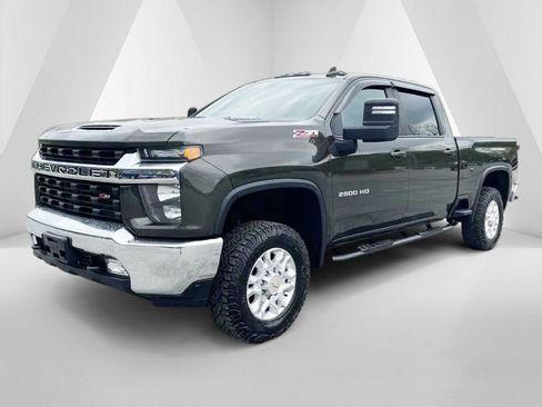 Used 2022 Chevrolet Silverado 2500 LT w/ Convenience Package AWD/4WD image 3