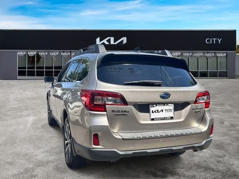 Used 2016 Subaru Outback 3.6R Limited AWD/4WD image 5