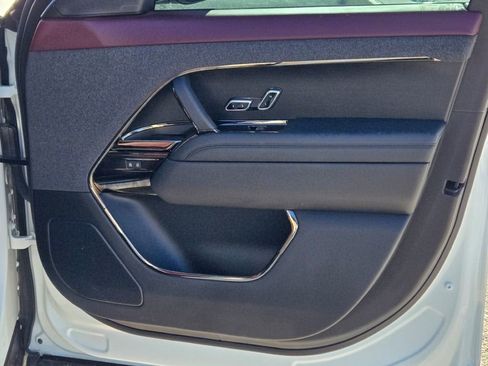 Used 2024 Land Rover Range Rover Sport Dynamic SE image 31