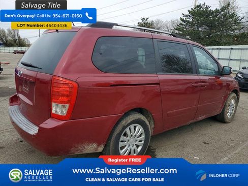 Used 2011 Kia Sedona LX image 4