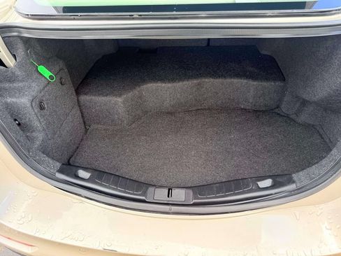 Used 2019 Ford Fusion SE FWD image 10