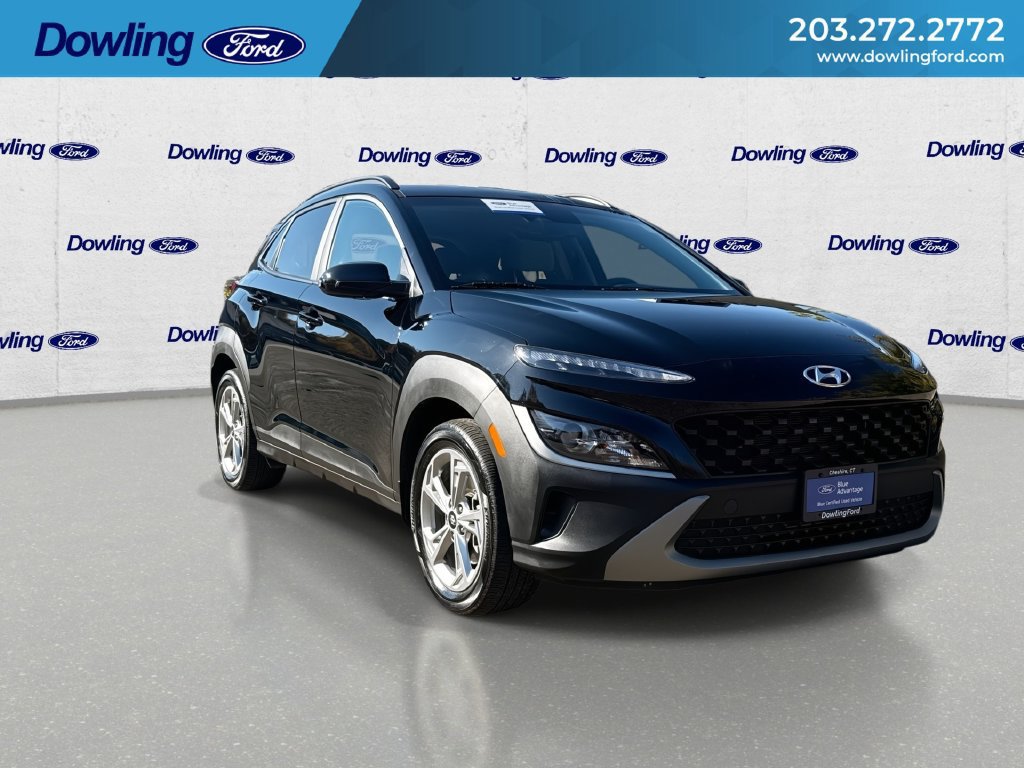 Used 2023 Hyundai Kona SEL AWD/4WD image 2
