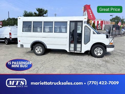 Used 2014 Chevrolet Express 3500 w/ School Bus Package RWD image 1