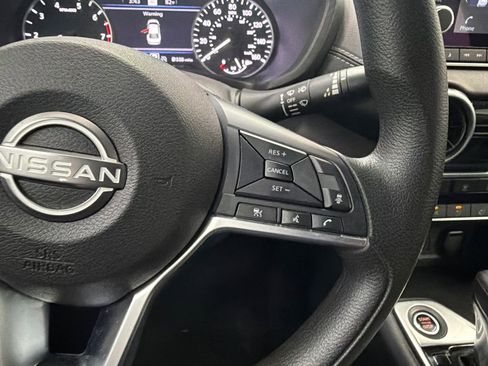 Used 2024 Nissan Sentra SV image 24