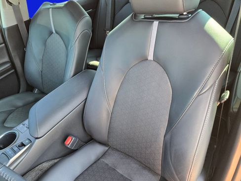 Used 2023 Toyota Camry XSE FWD image 15