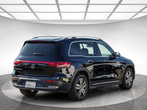 Certified 2023 Mercedes-Benz EQB 250+ image 3