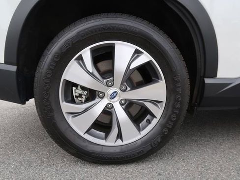 Certified 2024 Subaru Ascent Premium w/ Convenience Package AWD/4WD image 43