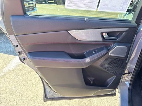 Used 2025 Acura MDX A-Spec image 7