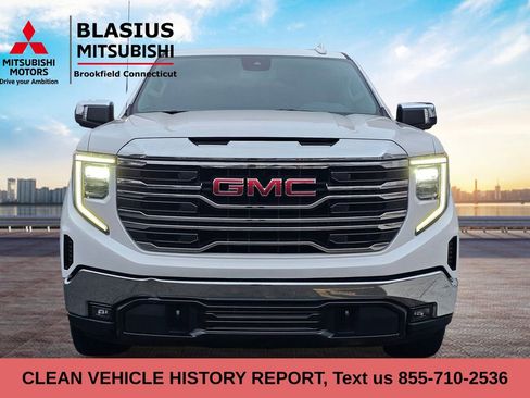 Used 2023 GMC Sierra 1500 SLT w/ SLT Convenience Package image 3