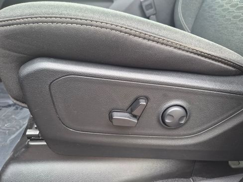 Used 2025 RAM 1500 Big Horn image 13