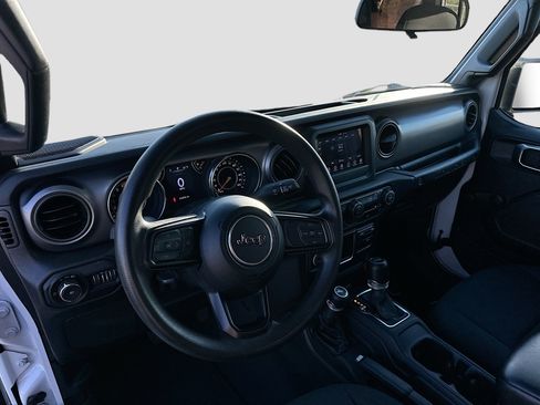 Used 2022 Jeep Wrangler Unlimited Sport image 9