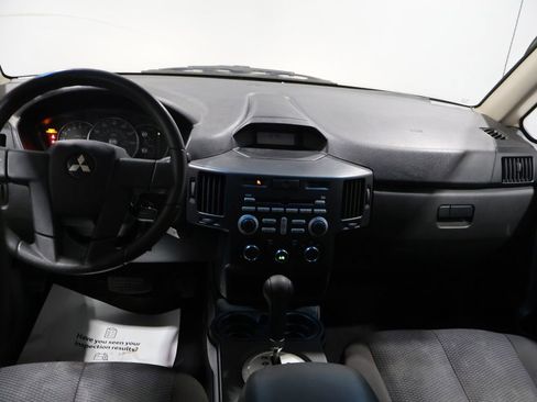Used 2008 Mitsubishi Endeavor LS AWD/4WD image 17