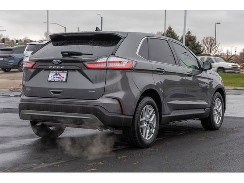 Used 2022 Ford Edge SEL w/ Convenience Package image 3