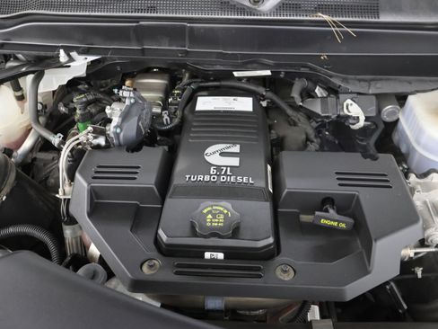 Used 2022 RAM 2500 Big Horn w/ Night Edition AWD/4WD image 20