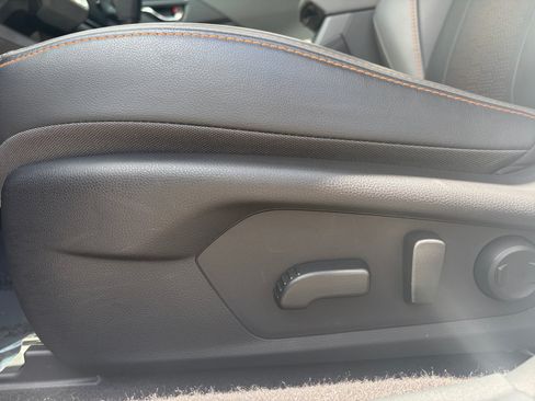 Certified 2025 Subaru Crosstrek 2.5i Limited AWD/4WD image 13