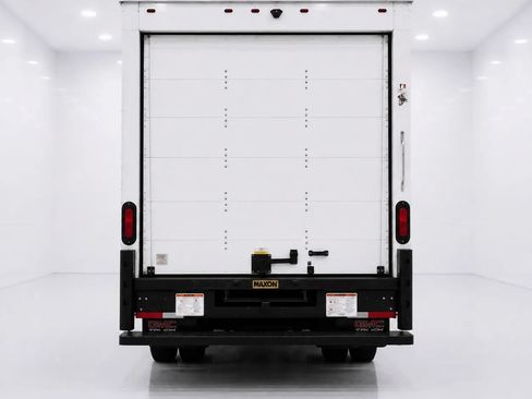 Used 2021 GMC Savana 3500 Extended w/ Power Convenience Package RWD image 4