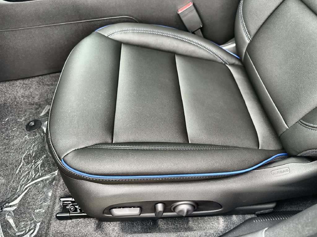 New 2026 Buick Envista Sport Touring w/ Convenience I Package FWD image 25