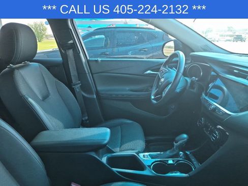 Used 2023 Buick Encore GX Select w/ Sport Touring Package FWD image 25