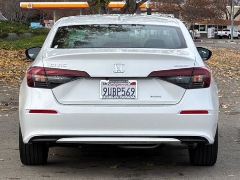 Certified 2025 Honda Civic FWD Hybrid Sedan image 5