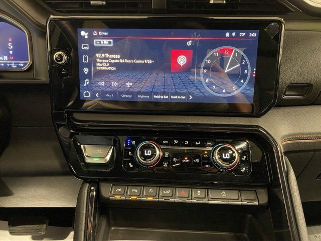 Used 2023 GMC Sierra 1500 AT4 w/ AT4 Premium Package AWD/4WD image 16
