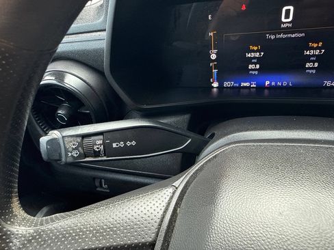 Used 2023 Chevrolet Colorado W/T w/ WT Convenience Package II AWD/4WD image 34