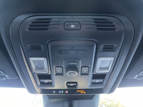 Used 2021 Cadillac Escalade ESV Sport w/ Driver Assist Tech Package image 31