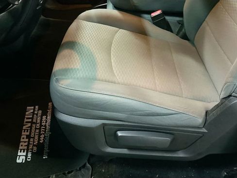 Used 2015 RAM 2500 Tradesman w/ Chrome Appearance Group image 20