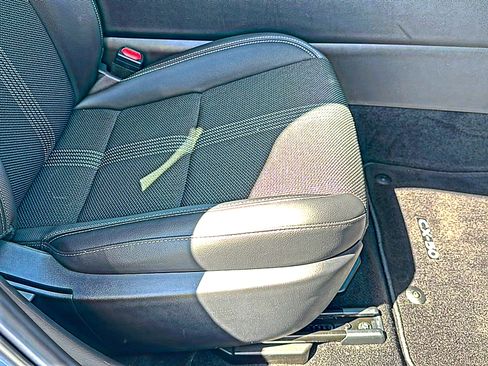 Used 2025 MAZDA CX-50 AWD 2.5 S w/ Select Package image 25