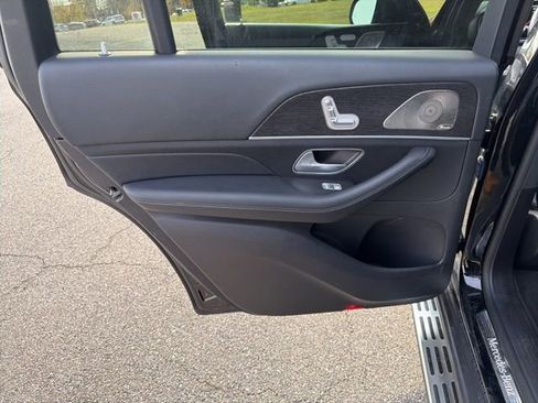 Used 2022 Mercedes-Benz GLS 450 4MATIC image 15