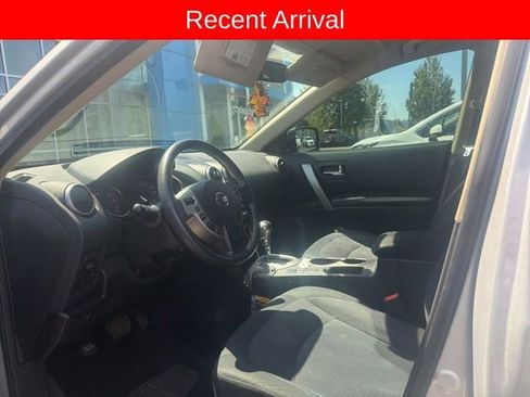 Used 2015 Nissan Rogue S w/ Convenience Package FWD image 8