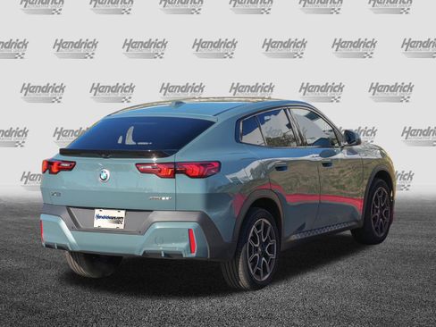 Certified 2025 BMW X2 xDrive28i image 8