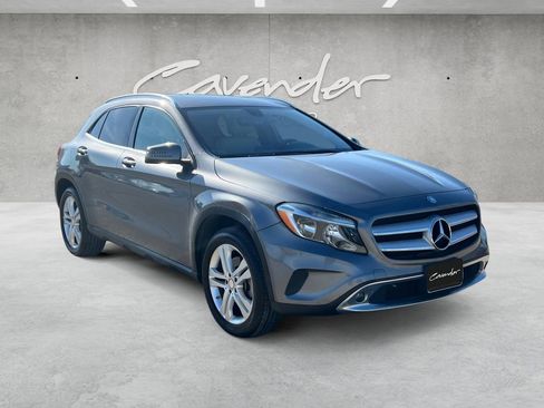 Used 2015 Mercedes-Benz GLA 250 image 2