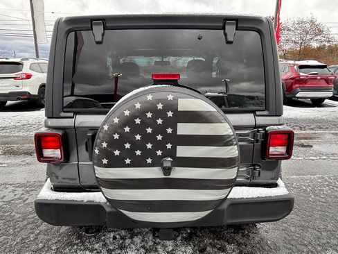 Used 2021 Jeep Wrangler Sport image 6