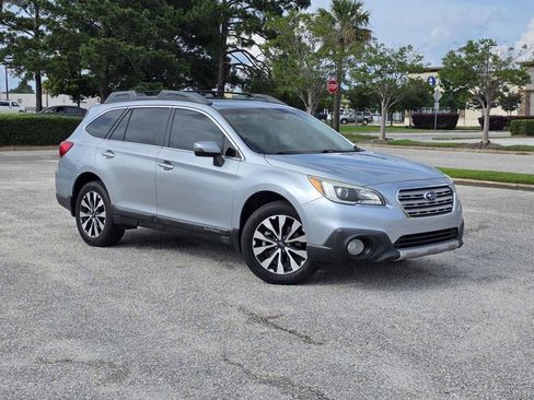 Used 2015 Subaru Outback 2.5i Limited AWD/4WD image 1