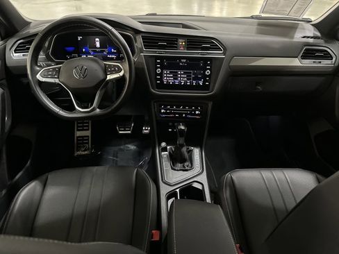 Used 2023 Volkswagen Tiguan SE R-Line FWD image 25