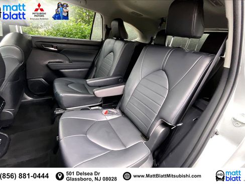 Used 2022 Toyota Highlander XLE image 27