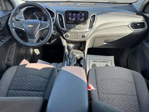 Used 2023 Chevrolet Equinox LT AWD/4WD image 11