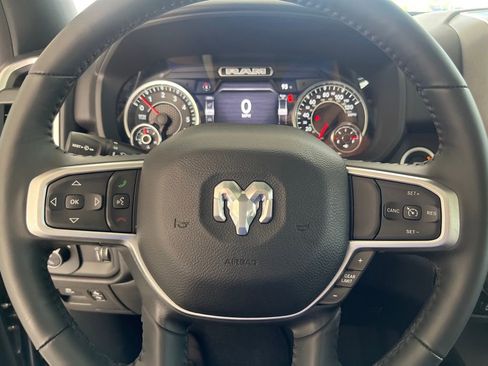 New 2022 RAM 1500 Big Horn image 43