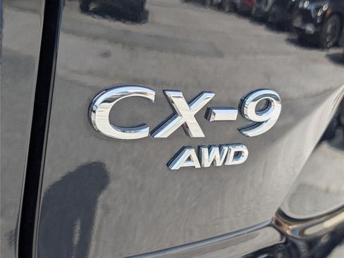 Used 2023 MAZDA CX-9 Touring Plus AWD/4WD image 9