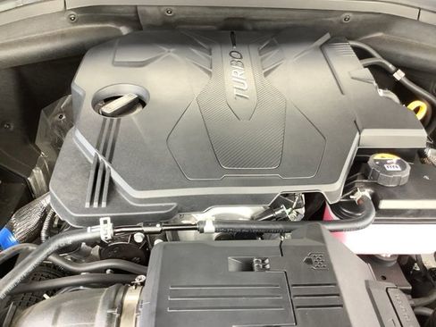 Used 2026 Genesis GV70 2.5T Advanced image 12