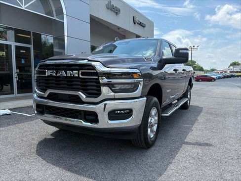 Certified 2026 RAM 2500 Big Horn AWD/4WD image 3