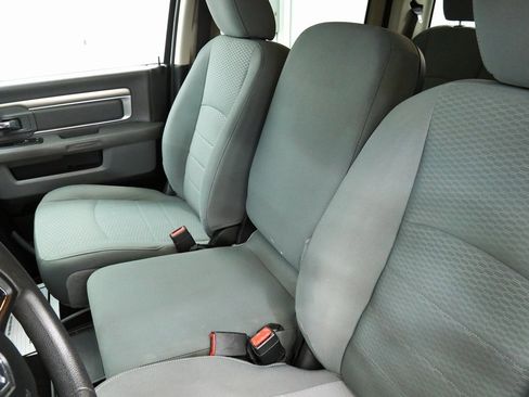 Used 2018 RAM 2500 SLT image 34