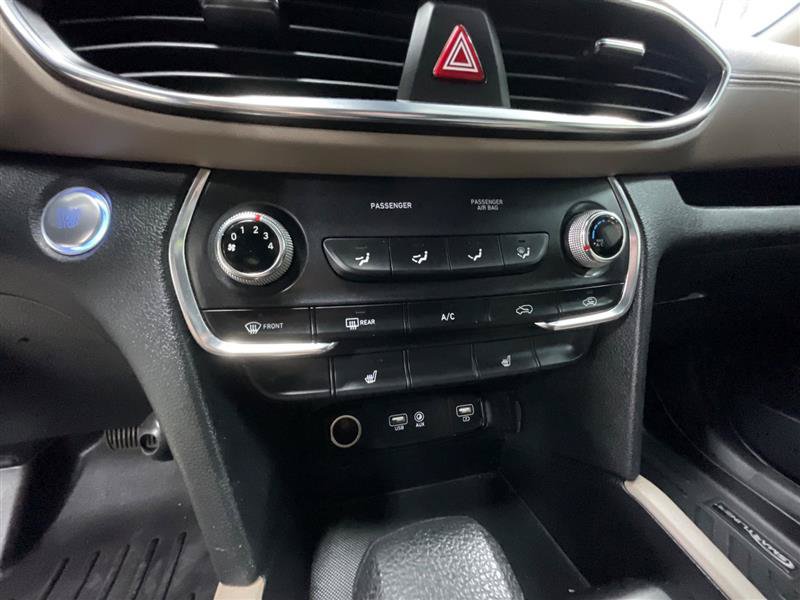 Used 2020 Hyundai Santa Fe SEL FWD image 16