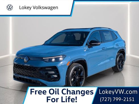 New 2026 Volkswagen Tiguan SE R-Line FWD image 1