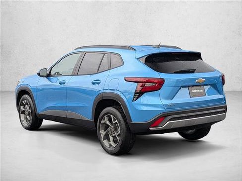 New 2026 Chevrolet Trax LT w/ Driver Confidence Package image 8